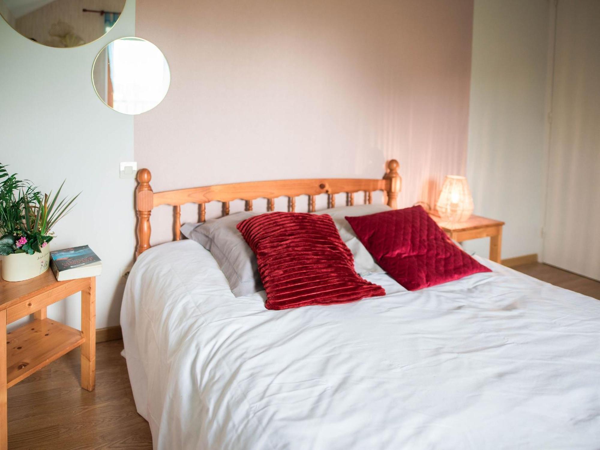 Gîte Saint-Léonard-des-Bois, 4 pièces, 6 personnes - FR-1-410-149 Extérieur photo
