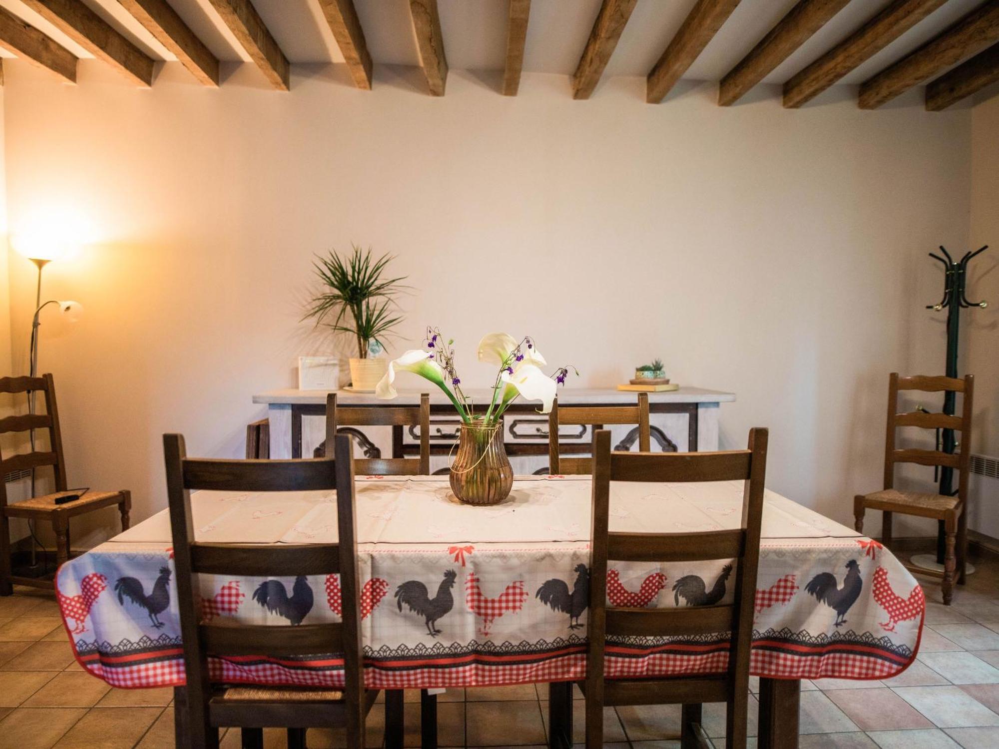 Gîte Saint-Léonard-des-Bois, 4 pièces, 6 personnes - FR-1-410-149 Extérieur photo